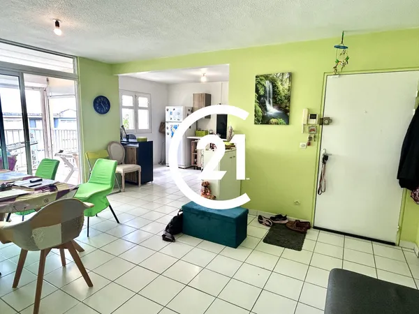 LE LAMENTIN - GONDEAU - Appartement T4 - Proche de toutes commod