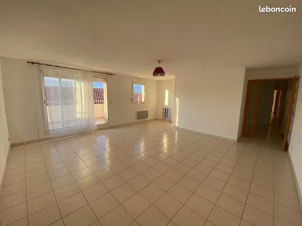 Appartement T3 Agde 83 m2