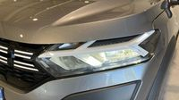 Dacia Sandero 1.0 TCe 90ch Stepway Expression -24 — photo 17
