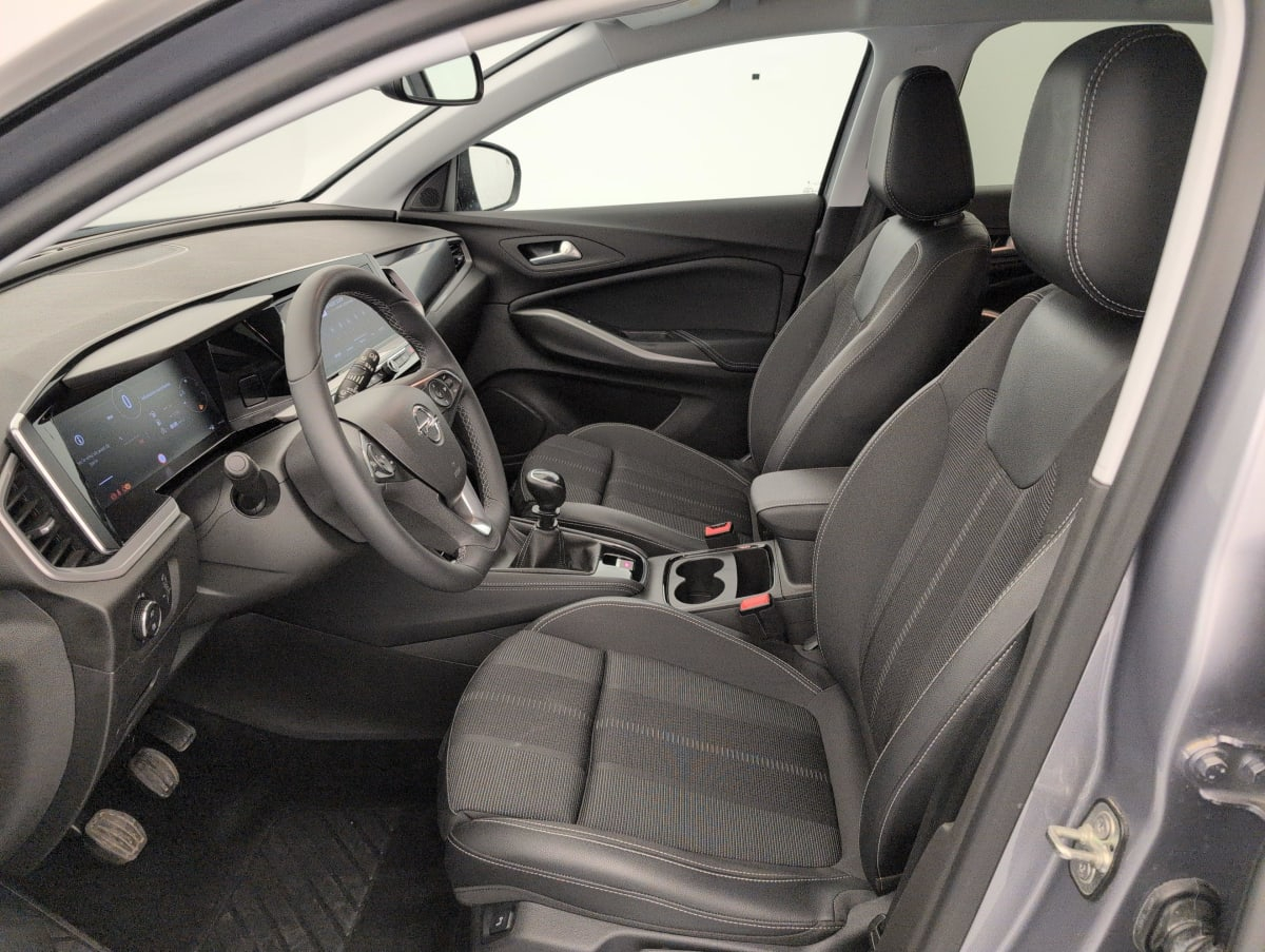 Opel Grandland — photo 18