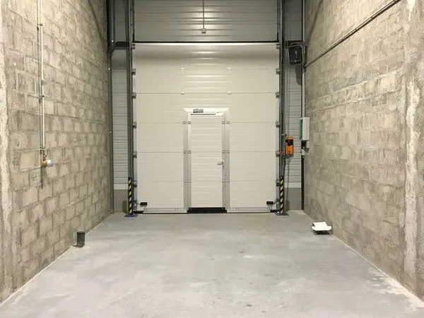 LOCAL D'ACTIVITE 15 m² BAILLY ROMAINVILLIERS