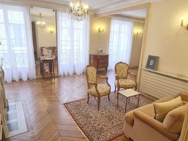 Appartement 4 pièces 83 m²