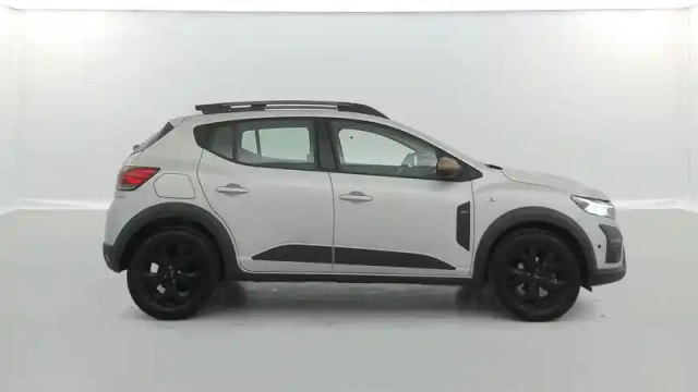 Dacia Sandero eco-g 100 — photo 58