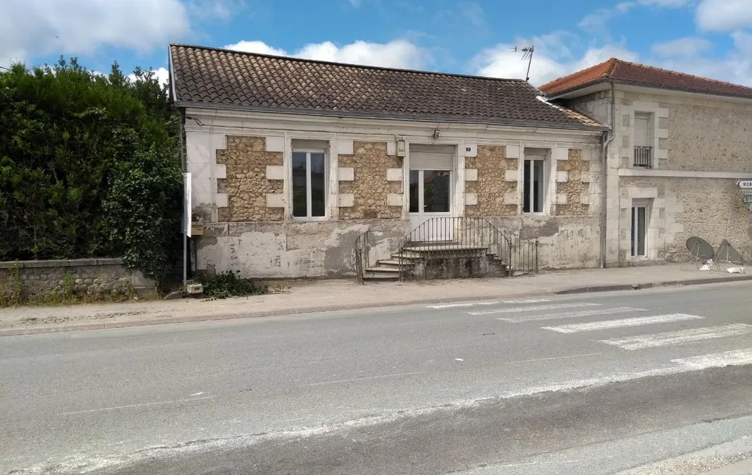 Photo 1