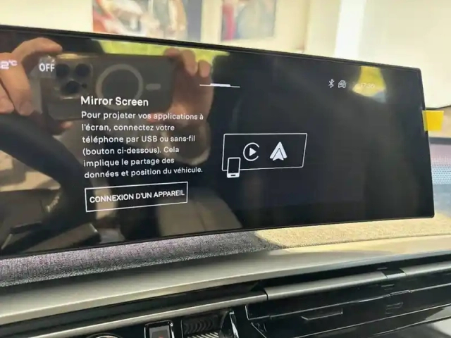 Peugeot 3008 hybrid 145 e-dcs6 — photo 38