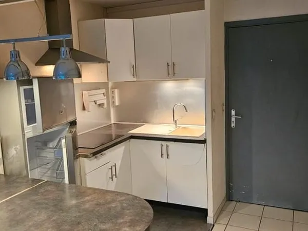 Studio / 25m² / Massy Verriere (RER B)
