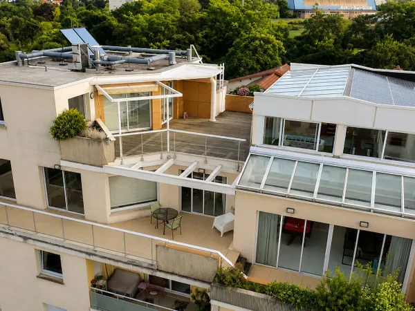 Villa sur les toits  Bien d'exception en duplex à Clermont