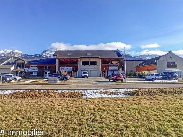 Local 32 m² VILLARD-DE-LANS