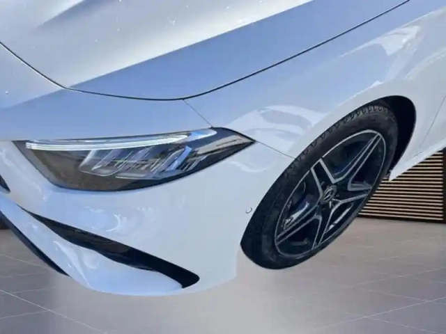Mercedes Classe A 200 d amg line — photo 9