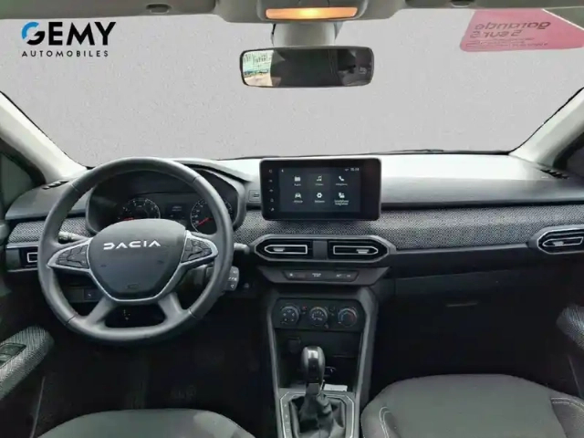 Dacia Sandero tce 90 cvt — photo 8