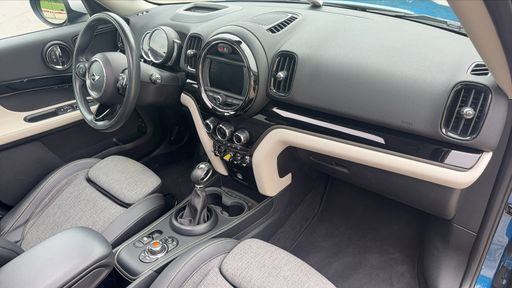 Mini Countryman 1.5 Cooper SE 224 ALL4 Steptronic6 - Exquisite – 2019 – 61854 km – Hybride rechargeable – Boîte Automatique — photo 24