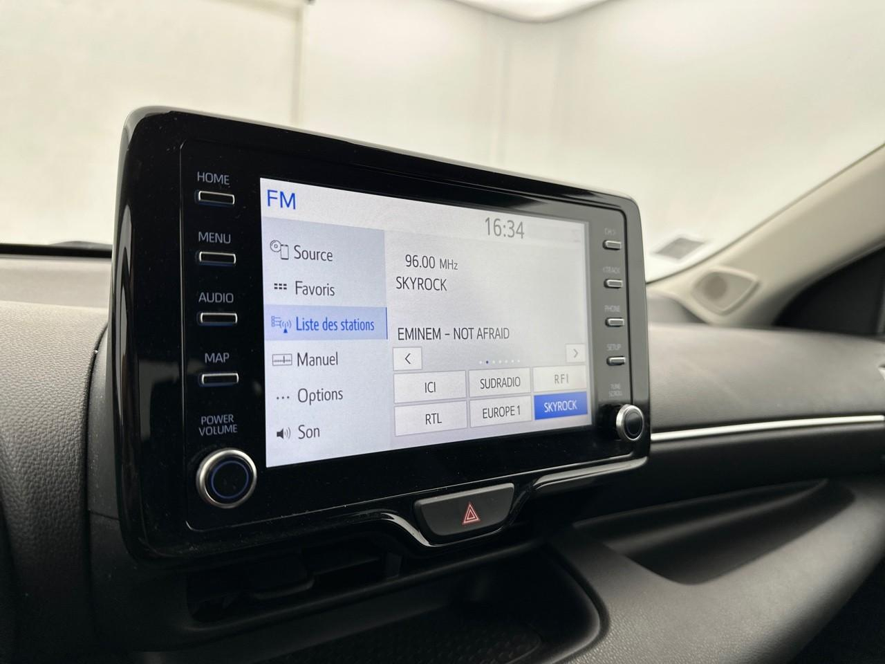 Toyota Yaris hybride 116h design — photo 22