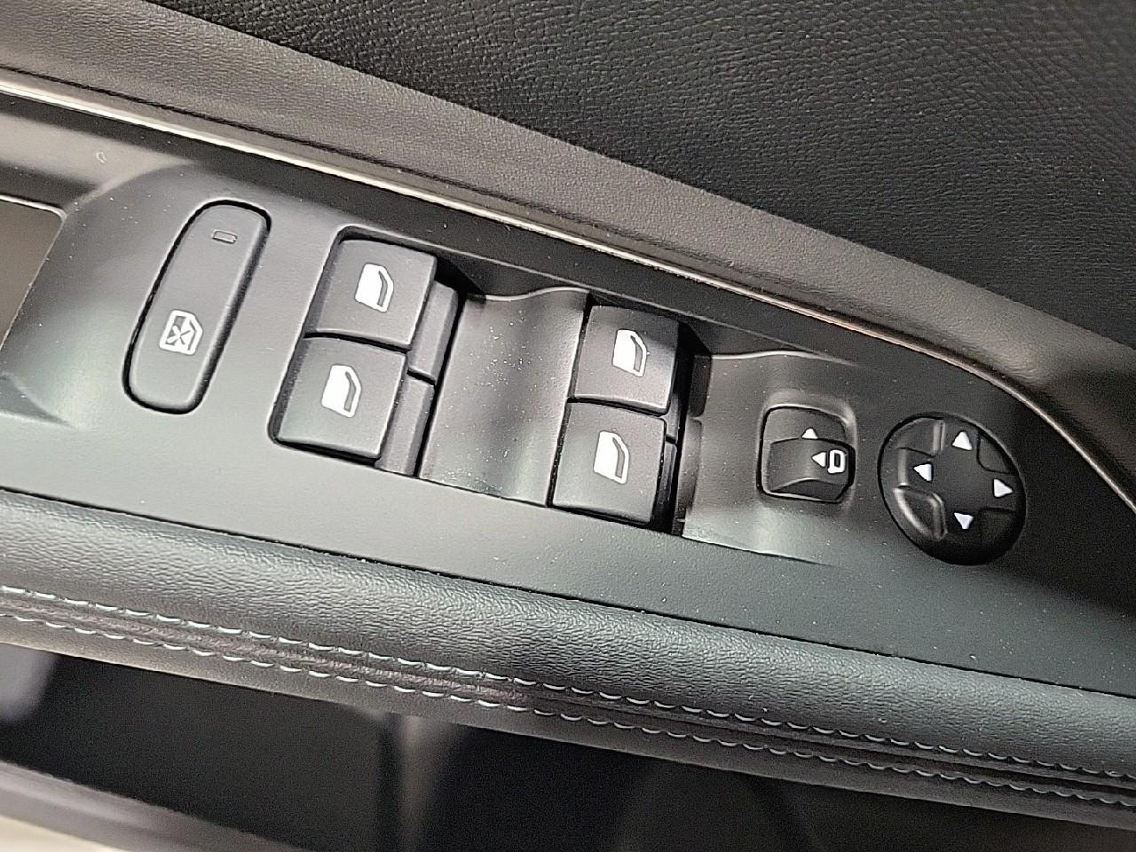 Peugeot 3008 bluehdi 130ch s&s eat8 allure pack — photo 23