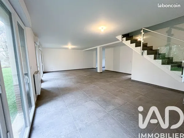 Maison 6 pièces 141 m²
