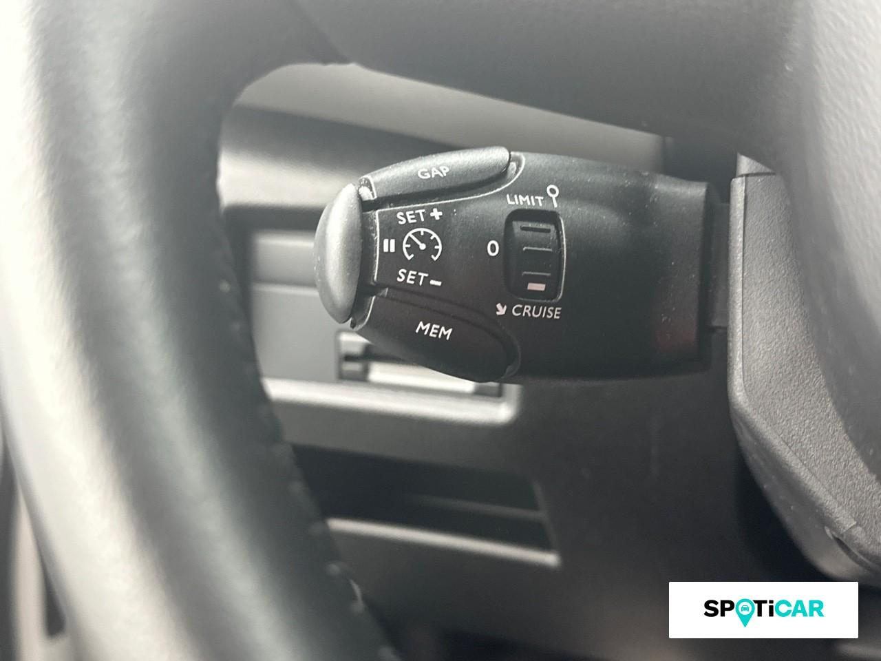 Citroën C5 Aircross hybrid 225ch shine e-eat8 — photo 17