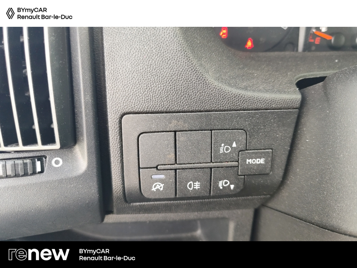 Peugeot BOXER TOLE 330 L2H2 BLUEHDI 140 S&amp;S — photo 19