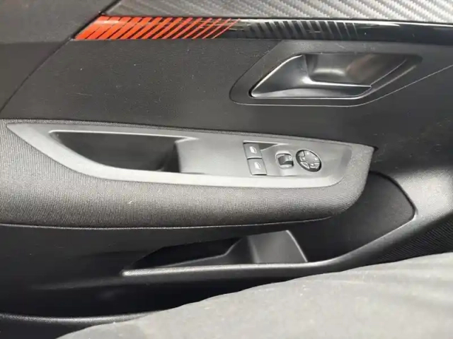 Peugeot 208 puretech 75 s&amp;s bvm5 active — photo 20