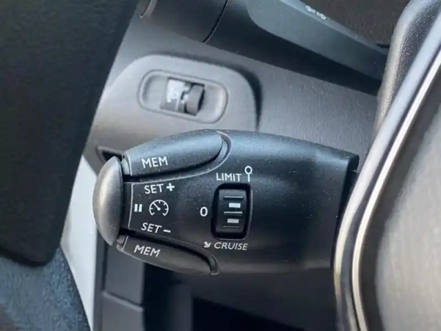 Peugeot Rifter puretech 110 s&amp;s allure — photo 11