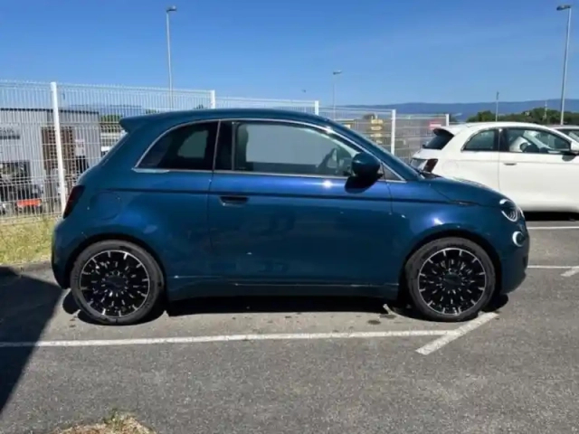 Fiat 500 e 118ch 42kwh icône — photo 4