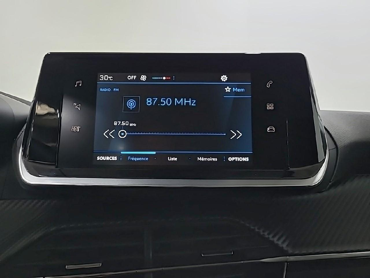 Peugeot 208 puretech 100 s&s bvm6 style — photo 11