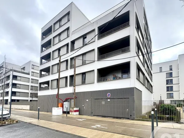 Parking 12 m²
