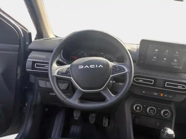 Dacia Sandero 1.0 tce 90ch journey — photo 15
