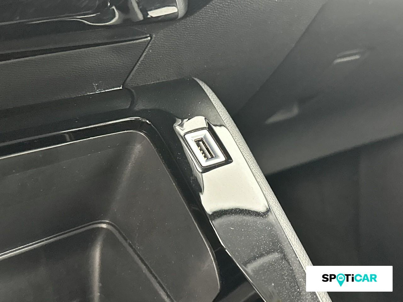 Peugeot 208 e-208 136ch active pack — photo 19