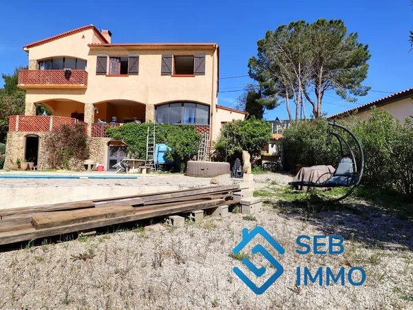 Maison de luxe 7 pièces 170 m²