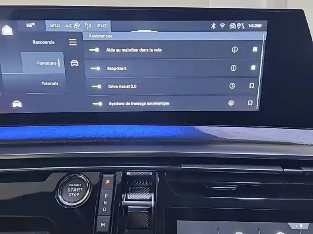 Peugeot 3008 hybrid 136 e-dcs6 — photo 22
