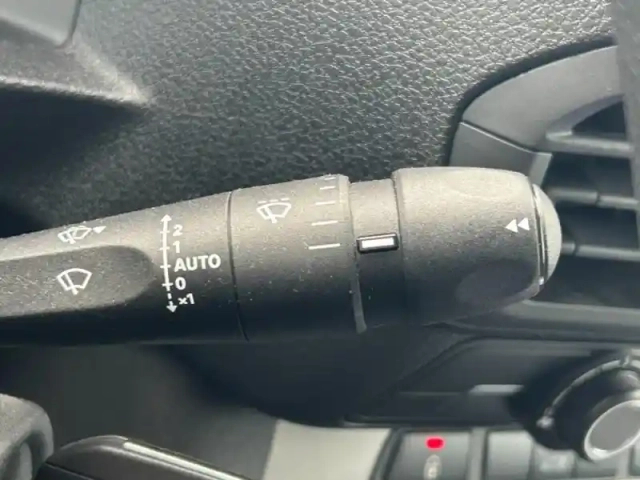 Opel Vivaro fg m 2.0 bluehdi 145ch pack premium connect 3 places + plancher — photo 14