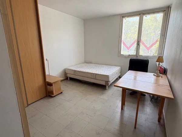 Studio meublé de 18 m2 - Centre de Tonneins