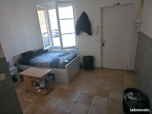 STUDIO RDC à 5mn de la gare sncf