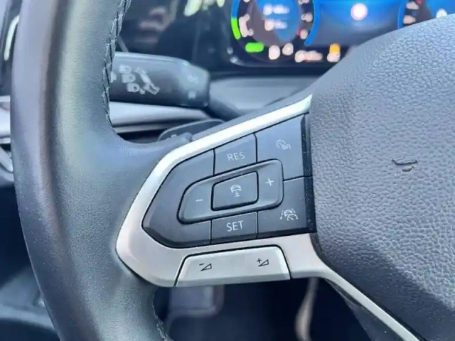 Volkswagen Golf 1.4 hybrid rechargeable opf 204 dsg6 — photo 17