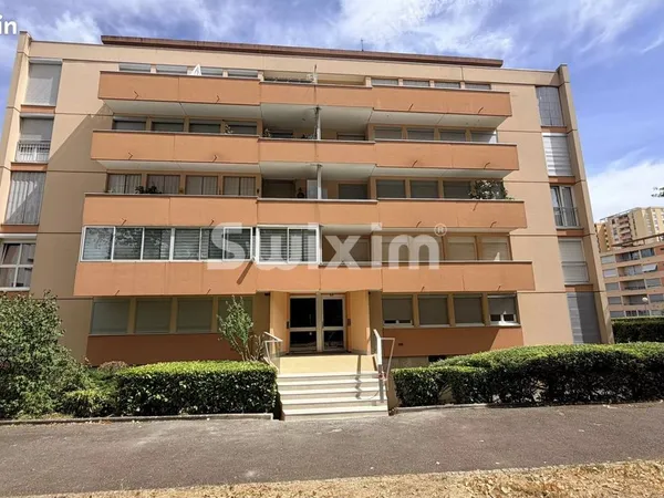 Appartement 4 pièces 77 m²