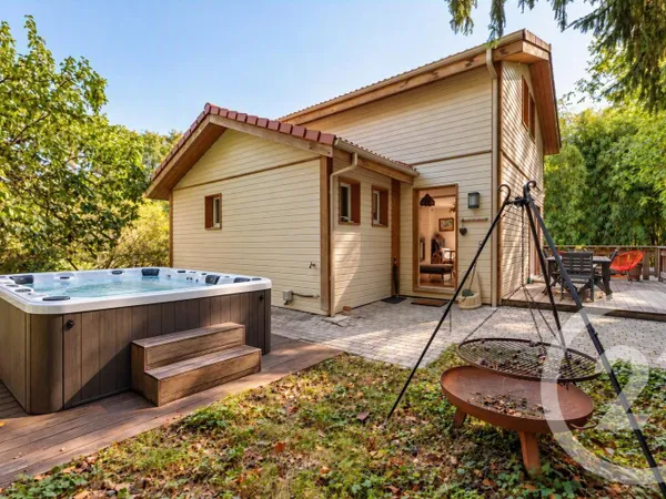 Maison 8 pièces 150 m²