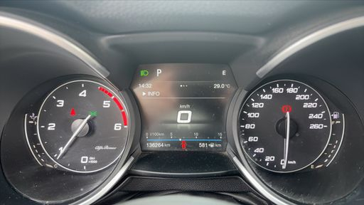 Alfa Romeo Stelvio 2.2 190 EAT8 - Executive – 2018 – 136264 km – Diesel – Boîte Automatique — photo 40