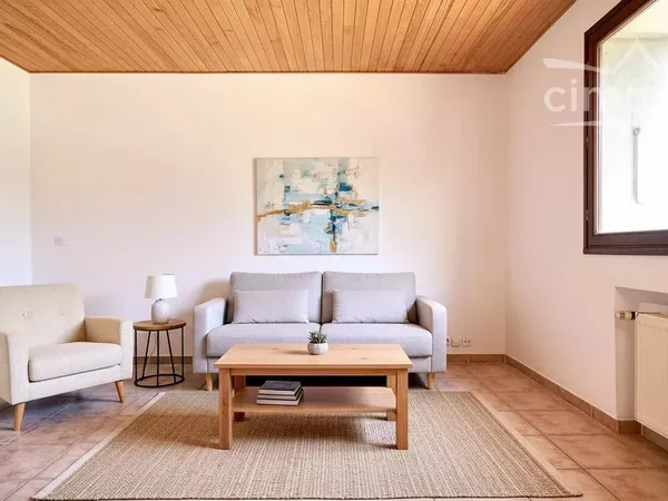 À VENDRE : Gières, maison de type 3 avec garage.