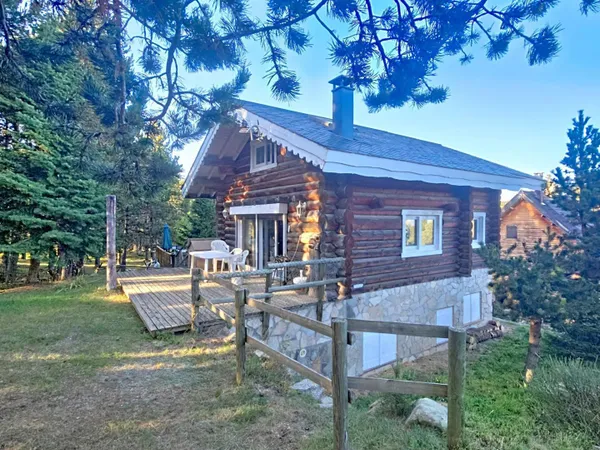 Chalet Bois Massif proche pistes et commerces
