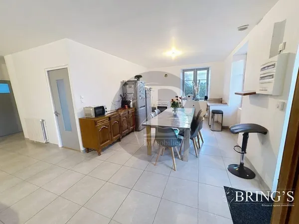 Spécial Investisseur - Maison familiale avec locataires en pl