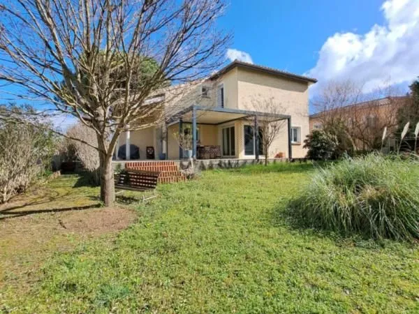 Villa 5 pièces 127 m²