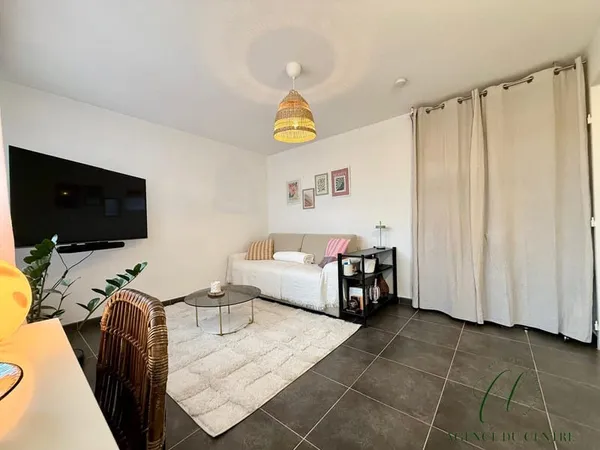 STUDIO / RIQUIER