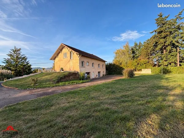 Maison 7 pièces 142 m²