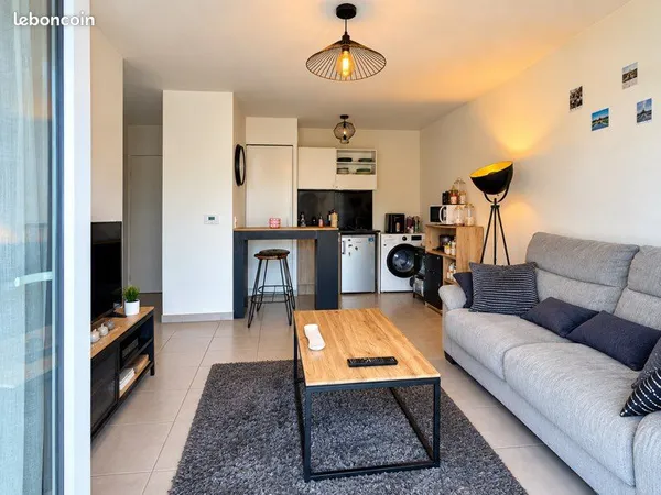 Appartement t2 +balcon+garage sécurisé