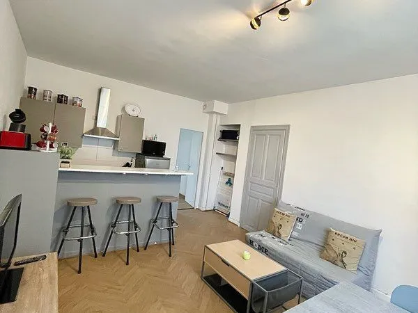 Vends appartement 36m2 meublé Rez de chaussée