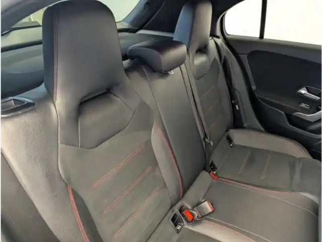 Mercedes Classe A 180 d amg line — photo 11