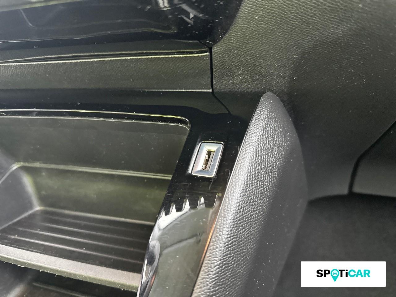Peugeot 208 1.2 puretech 100ch s&s style — photo 16