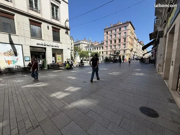 Bijouterie/Horlogerie 100 m²