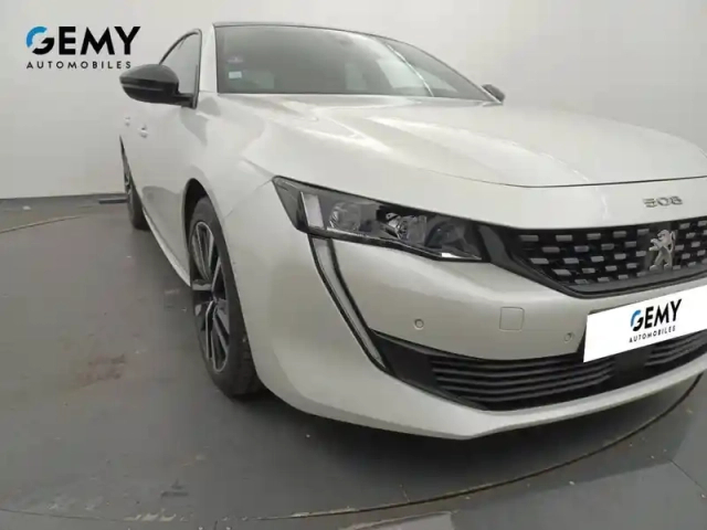 Peugeot 508 hybrid 225 e-eat8 — photo 20