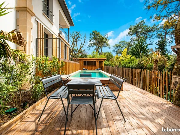 Villa 5 pièces 160 m²