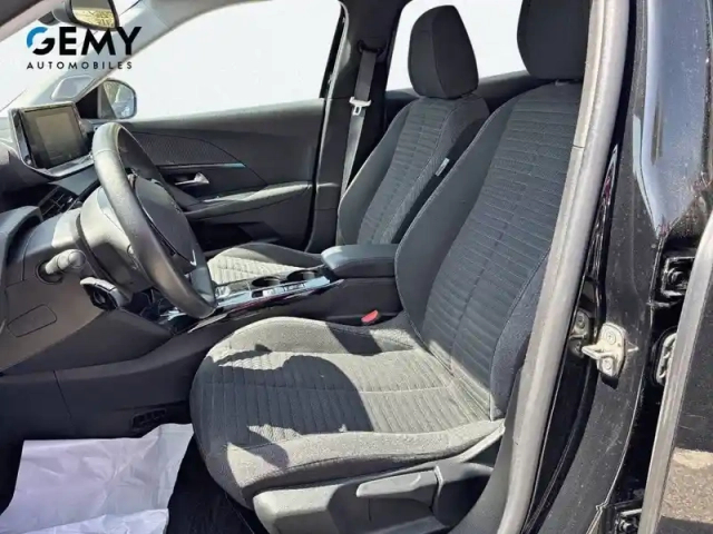 Peugeot 2008 electrique 136 ch — photo 9